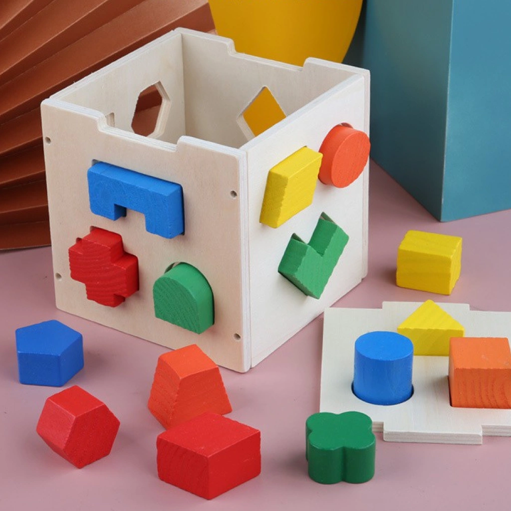 Mainan Kayu Edukatif Berwarna-Warni Dengan Bentuk Geometris Untuk Pembelajaran Anak.