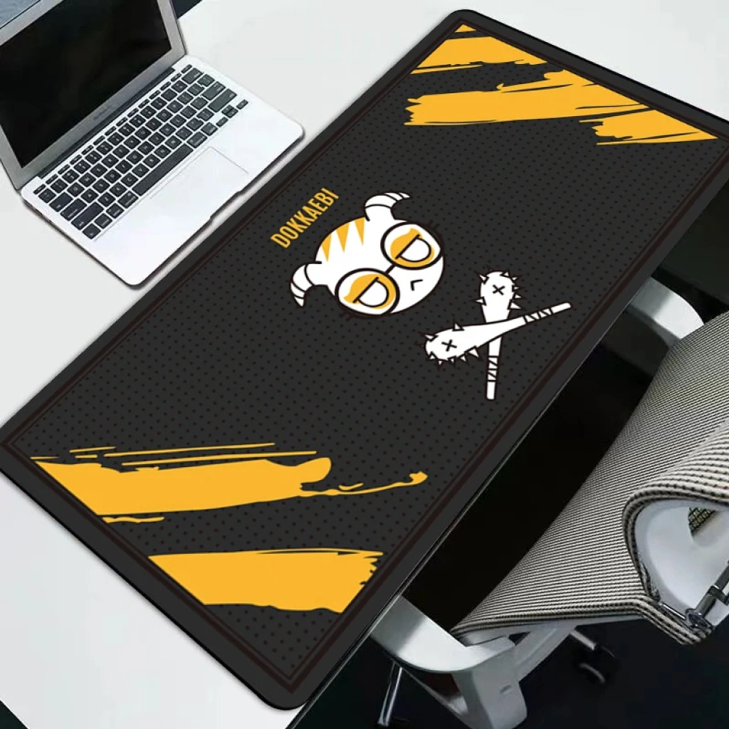 Mouse Pad Dengan Desain Unik Dan Estetis, Ideal Untuk Meja Kerja.